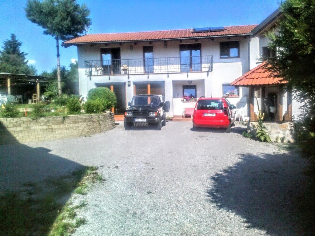 Charlie Retro-modern Design Guest house